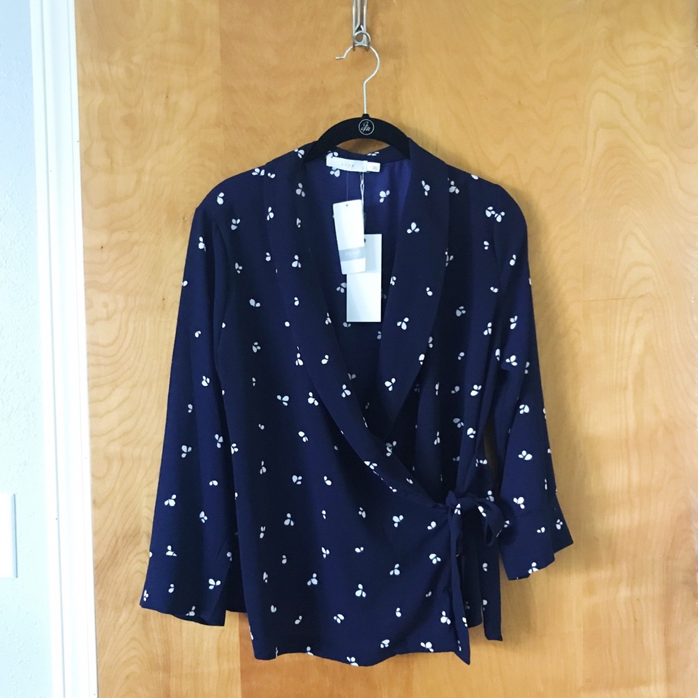 Lush Navy and Ivory Wrap Shirt Sz M